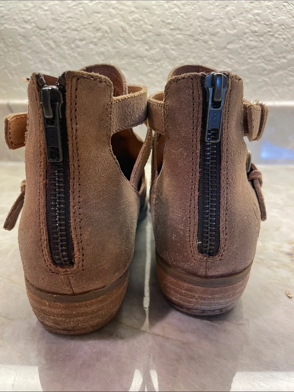 Born stylish tan